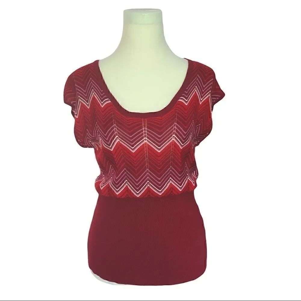 Belldini Red Striped Chevron Viscose Top